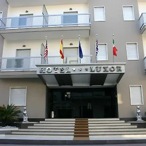 https://luxor-hotel.hotels-amalfi.com