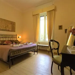 Tucci's Róma